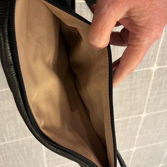 NWOT The Sak Black Leather Sling Backpack - New 5 pocket Leather 1 side canvas. - Picture 15 of 16